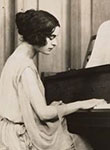 HARRIET COHEN - Πολυαγαπημένη μάγισσα του πιάνου (Της Έφης Αγραφιώτη)